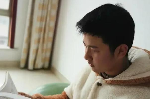 放了个屁，穿越到冥王星的奇妙经历（以正要自杀时的一次奇遇）  第1张